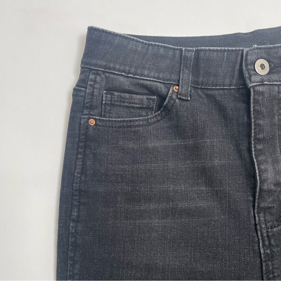 MAISON DE ROEM elastic waist black cropped mini flare jeans - Picture 6 of 8